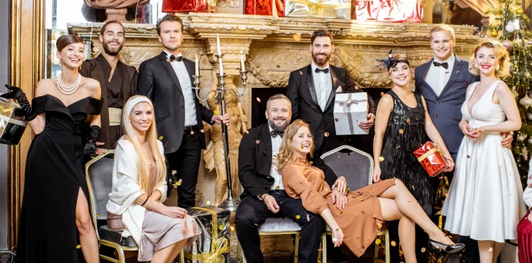 Holidays are a time filled with sparkle and festivity, with music to celebrate, with endless family gatherings, with beautiful decorations. For those who organize events, however, the whirlwind can be filled with endless lists of tasks, deadlines and logistics. TrueGigs Has the Right Staff