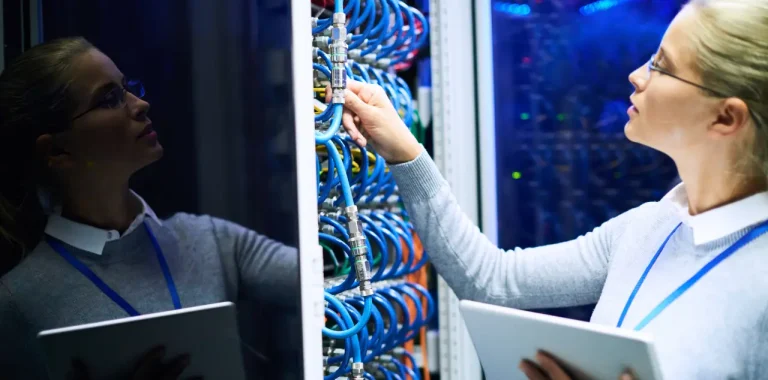 Data centers are critical for the functioning of businesses and organizations in the modern world. The backbone of these operations is a skilled workforce that keeps servers, networks, and systems running efficiently. When organizations are looking to fill senior level positions, TrueGigs is their greatest option for data center technician staffing in the US. TrueGigs is personable and provides clients with well qualified professionals alongside staffing solutions that cover the needs and vacancies available within the data centers due to their success and their broad array of knowledge.